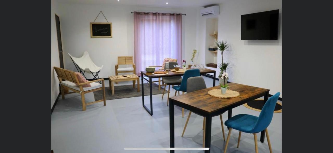Aux Fines Bulles Gite Et Chambres D Hotes Neuve-Maison Exterior foto
