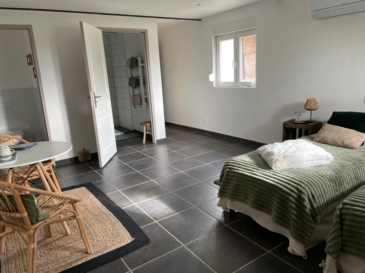Aux Fines Bulles Gite Et Chambres D Hotes Neuve-Maison Exterior foto